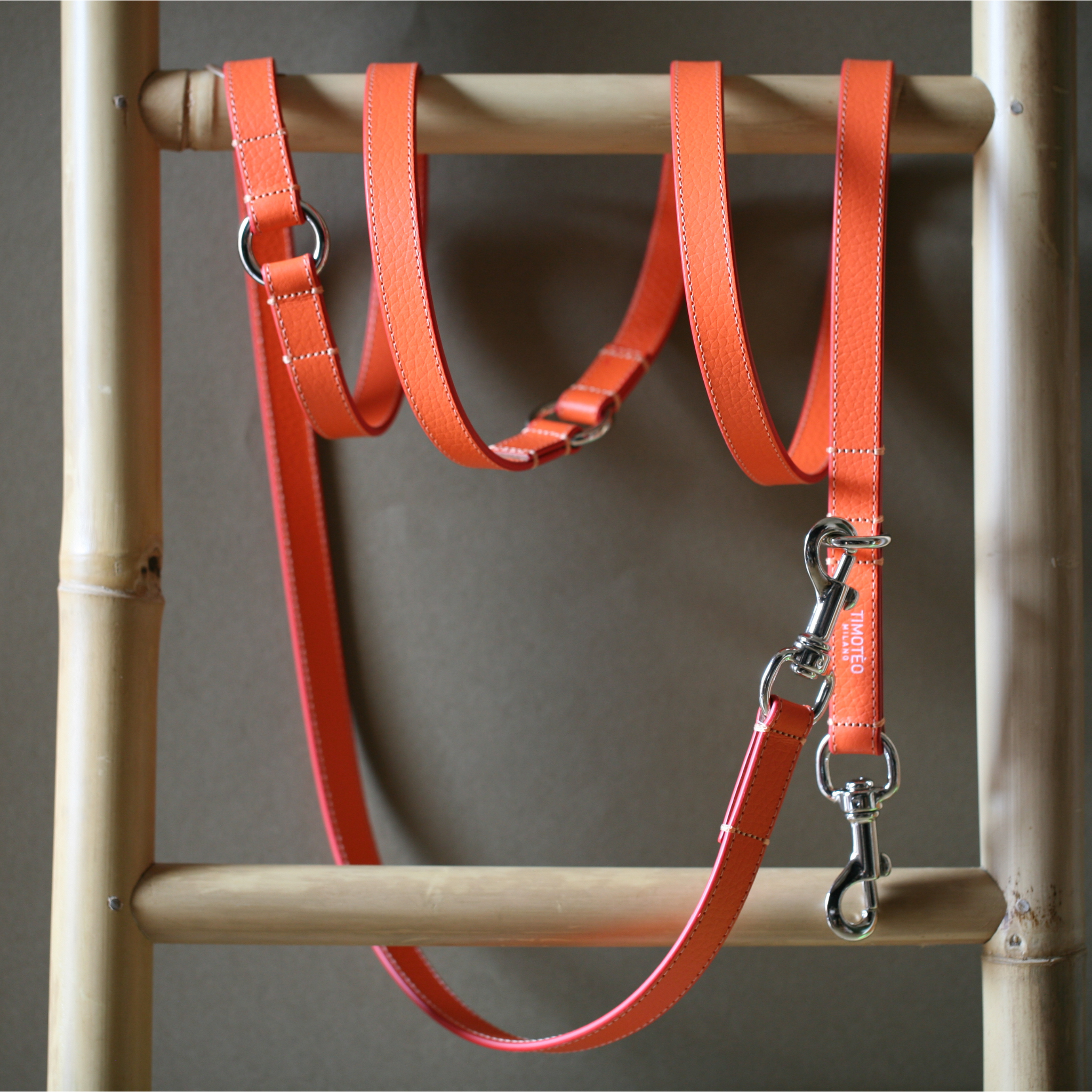 Leather leash Iconic Orange